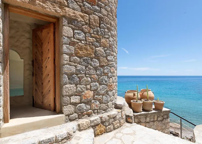 Stone Luxury - Adults Only Otel
